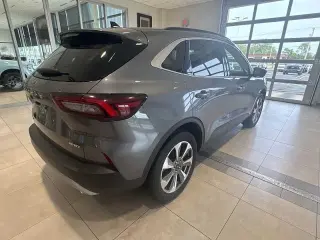 Ford Escape 2024 AWD Platinum 4dr SUV