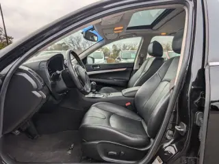 2015 Infiniti Q40