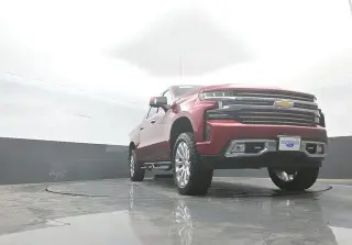 Chevrolet Silverado 1500 2019 4x4 High Country 4dr Crew Cab 5.8 ft. SB
