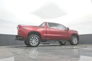 Chevrolet Silverado 1500 2019 4x4 High Country 4dr Crew Cab 5.8 ft. SB