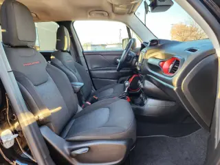 2015 Jeep Renegade Trailhawk