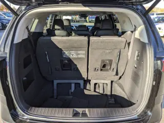 2024 Kia Carnival SX