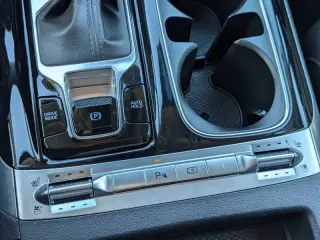 2024 Kia Carnival SX