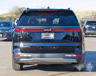 2024 Kia Carnival SX