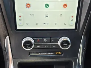 Ford Edge 2023 AWD Titanium 4dr Crossover