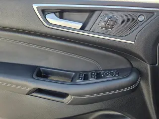 Ford Edge 2023 AWD Titanium 4dr Crossover