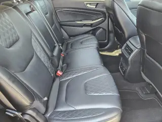 Ford Edge 2023 AWD Titanium 4dr Crossover