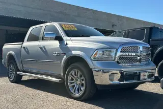 Ram 1500 2015 4x4 Laramie Limited 4dr Crew Cab 5.5 ft. SB Pickup (midyear release)
