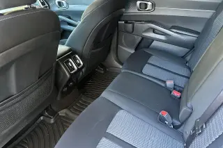 Kia Sorento 2022 LX 4dr SUV
