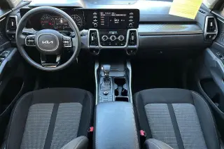 Kia Sorento 2022 LX 4dr SUV