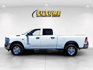 Ram 2500 2022 4x4 Tradesman 4dr Crew Cab 6.3 ft. SB Pickup