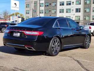2017 Lincoln Continental Reserve