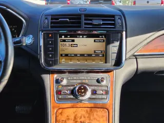 2017 Lincoln Continental Reserve