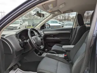 2016 Mitsubishi Outlander ES