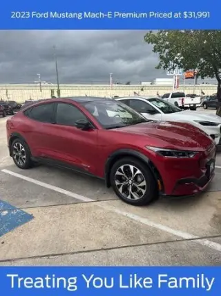 Ford Mustang Mach-E 2023 Premium 4dr SUV