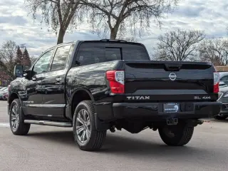 2019 Nissan Titan SL