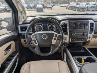 2019 Nissan Titan SL