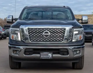 2019 Nissan Titan SL