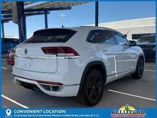 Volkswagen Atlas Cross Sport 2021 V6 SE R-Line 4dr SUV w/Technology
