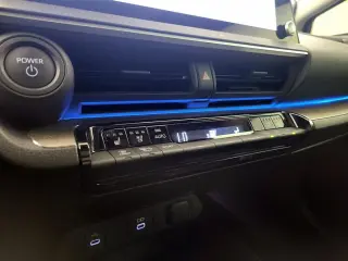 Toyota Prius 2024 AWD Limited 4 puertas Hatchback