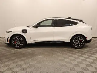 Ford Mustang Mach-E 2022 AWD GT 4dr SUV