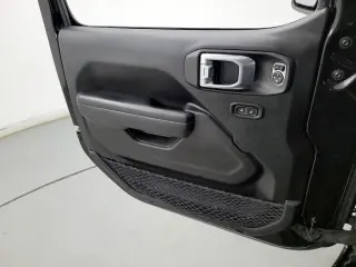 Jeep Wrangler Unlimited 2021 4x4 Willys SUV de 4 puertas