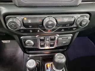 Jeep Wrangler Unlimited 2021 4x4 Willys SUV de 4 puertas