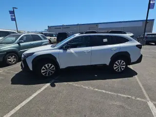 Subaru Outback 2023 AWD Premium 4dr Crossover