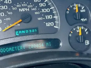 Chevrolet Silverado 2500HD 2003 4dr Crew Cab 4WD SB