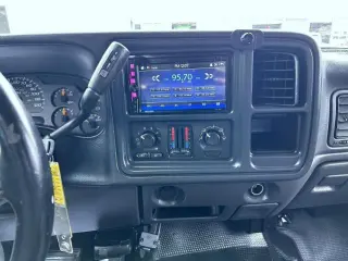Chevrolet Silverado 2500HD 2003 4dr Crew Cab 4WD SB