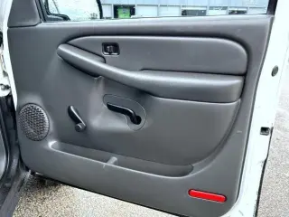 Chevrolet Silverado 2500HD 2003 4dr Crew Cab 4WD SB