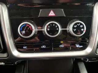 Kia Sorento 2023 LX 4dr SUV