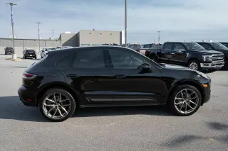 Porsche Macan 2022 AWD 4dr SUV