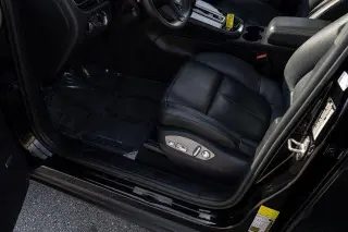 Porsche Macan 2022 AWD 4dr SUV