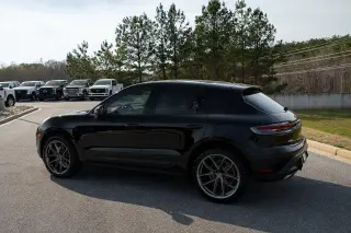 Porsche Macan 2022 AWD 4dr SUV
