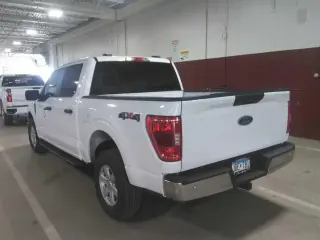 Ford F-150 2022 4x4 XL 4dr SuperCrew 5.5 ft. SB