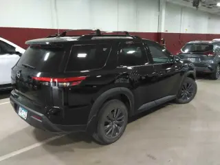 Nissan Pathfinder 2023 AWD SV 4dr SUV