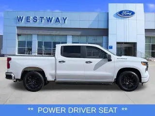 Chevrolet Silverado 1500 2024 4x2 Custom 4dr Crew Cab 5.8 ft. SB