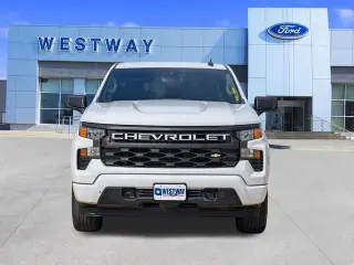 Chevrolet Silverado 1500 2024 4x2 Custom 4dr Crew Cab 5.8 ft. SB