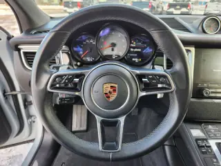 2018 Porsche Macan S