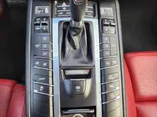 2018 Porsche Macan S