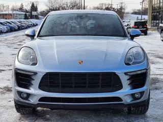 2018 Porsche Macan S