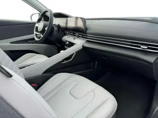 Hyundai ELANTRA 2025 Limited 4dr Sedan