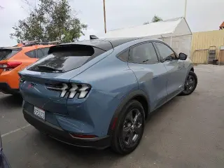 Ford Mustang Mach-E 2023 Select 4dr SUV
