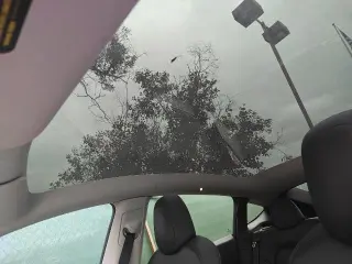 Tesla Model Y 2022 AWD Long Range 4dr Crossover