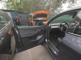 Tesla Model Y 2022 AWD Long Range 4dr Crossover