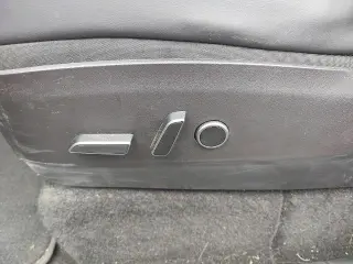 Tesla Model Y 2022 AWD Long Range 4dr Crossover