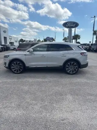 Lincoln Nautilus 2020 AWD Reserve 4dr SUV