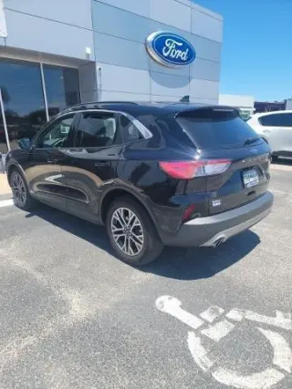 Ford Escape 2022 SEL 4dr SUV