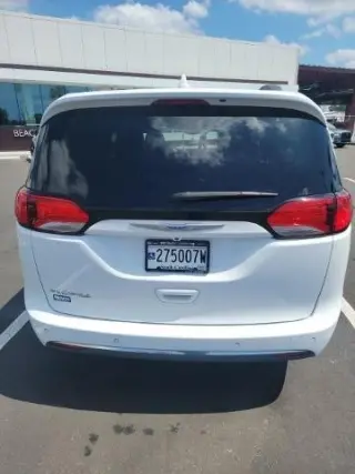 Chrysler Pacifica 2018 Touring L 4dr Mini-Van